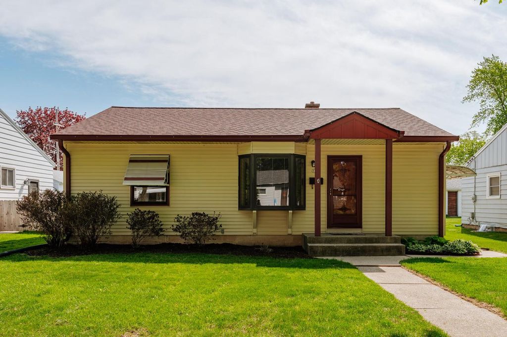 Photo of 3276 S 69th STREET, Milwaukee, WI 53219 (MLS # 1961556)