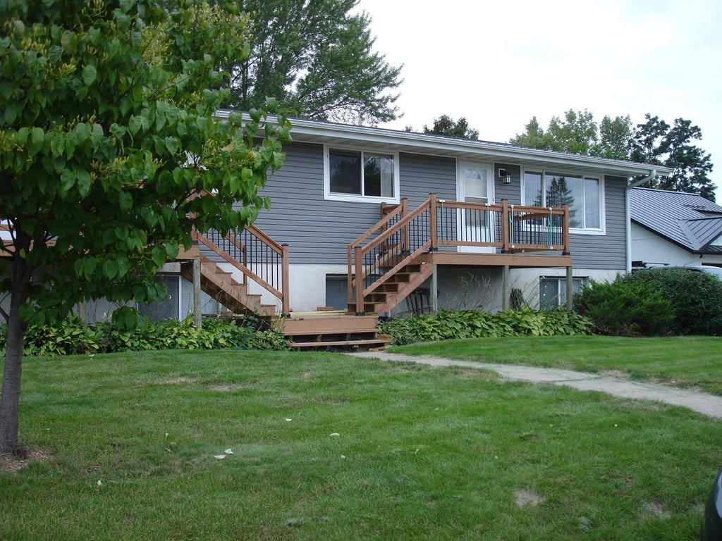 Photo of 1409 Nakomis AVENUE #1411, La Crosse, WI 54603 (MLS # 1982274)