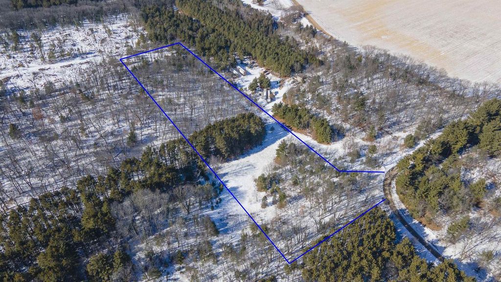 Photo of N3011 11th DRIVE, Wautoma, WI 54982 (MLS # 50321047)