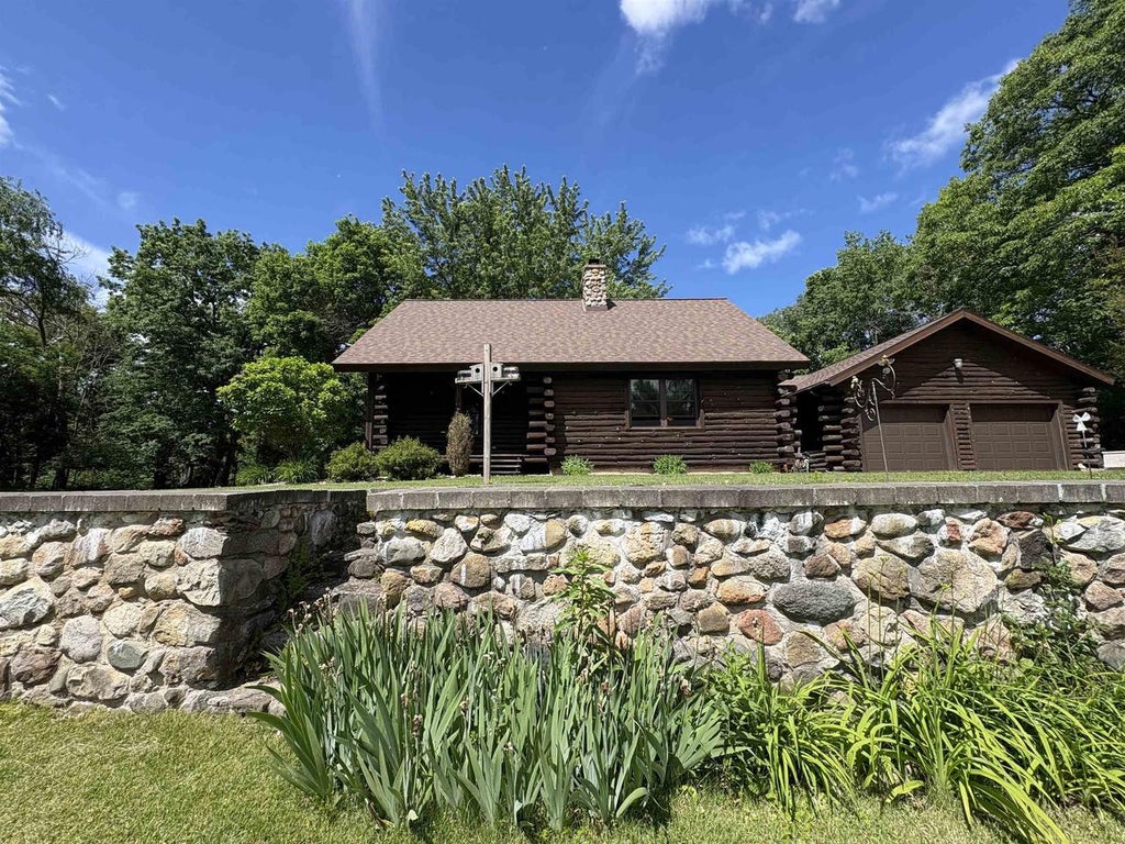 Photo of 5423 County Road P, Gillett, WI 54124 (MLS # 50334464)