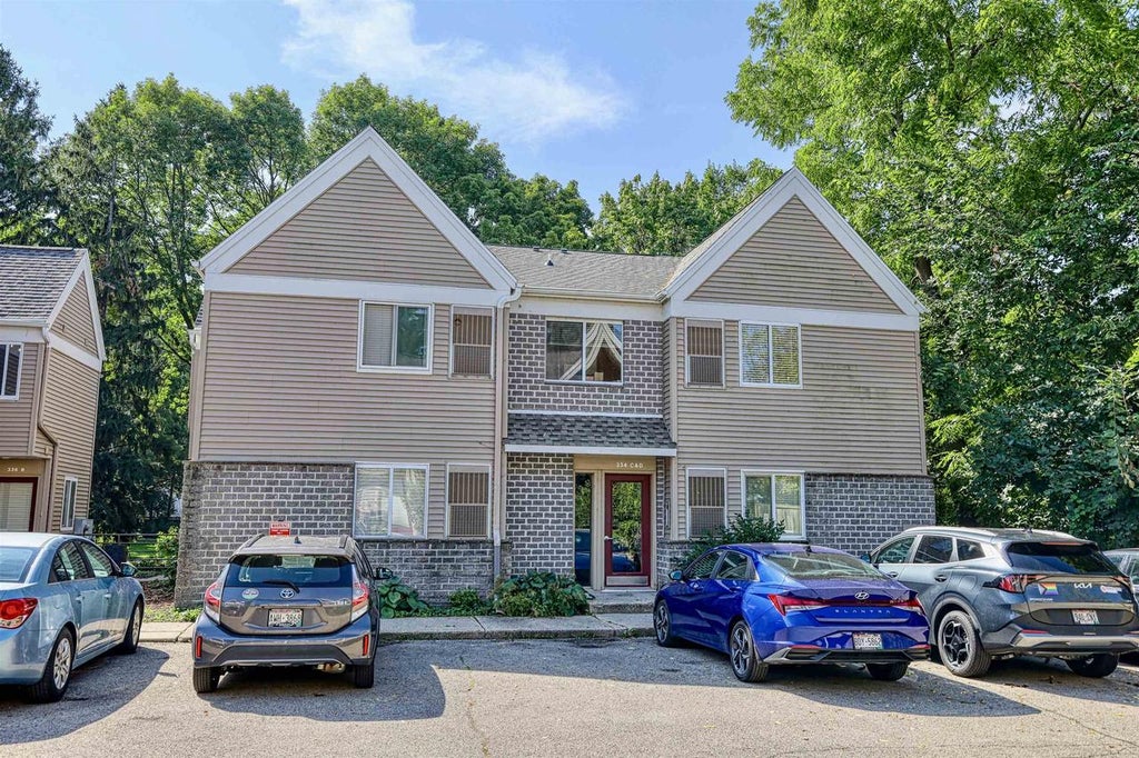 Photo of 334 Amoth COURT #D, Madison, WI 53704 (MLS # 2032129)