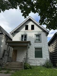 Photo of 3322 W Juneau AVENUE, Milwaukee, WI 53208 (MLS # 1983016)