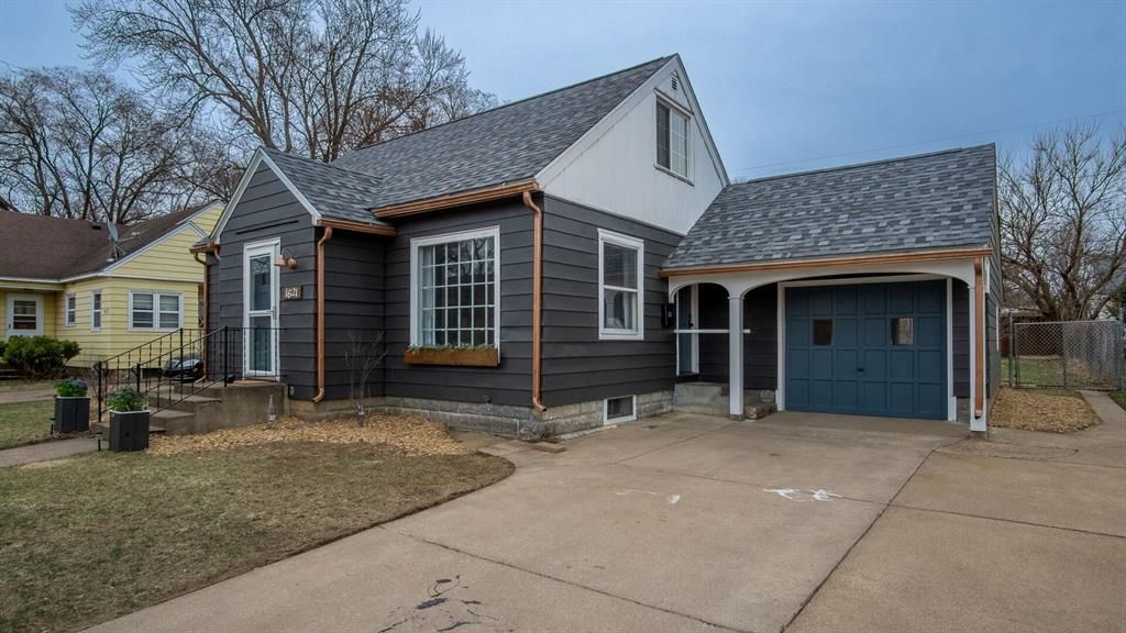 Photo of 1621 Highland AVENUE, Eau Claire, WI 54701 (MLS # 1599824)