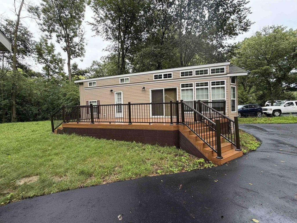 Photo of 272 Oak LANE, Edgerton, WI 53534 (MLS # 2031346)