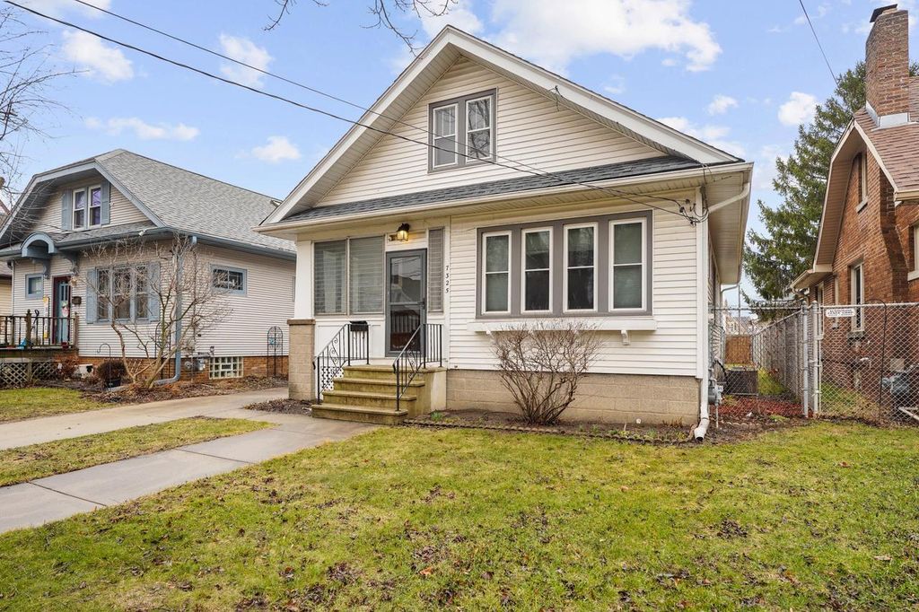 Photo of 7325 24th AVENUE, Kenosha, WI 53143 (MLS # 1954514)