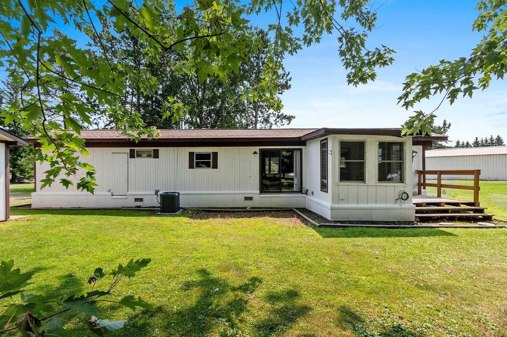 Photo of 17331 Valley View ROAD, Townsend, WI 54175 (MLS # 50330254)