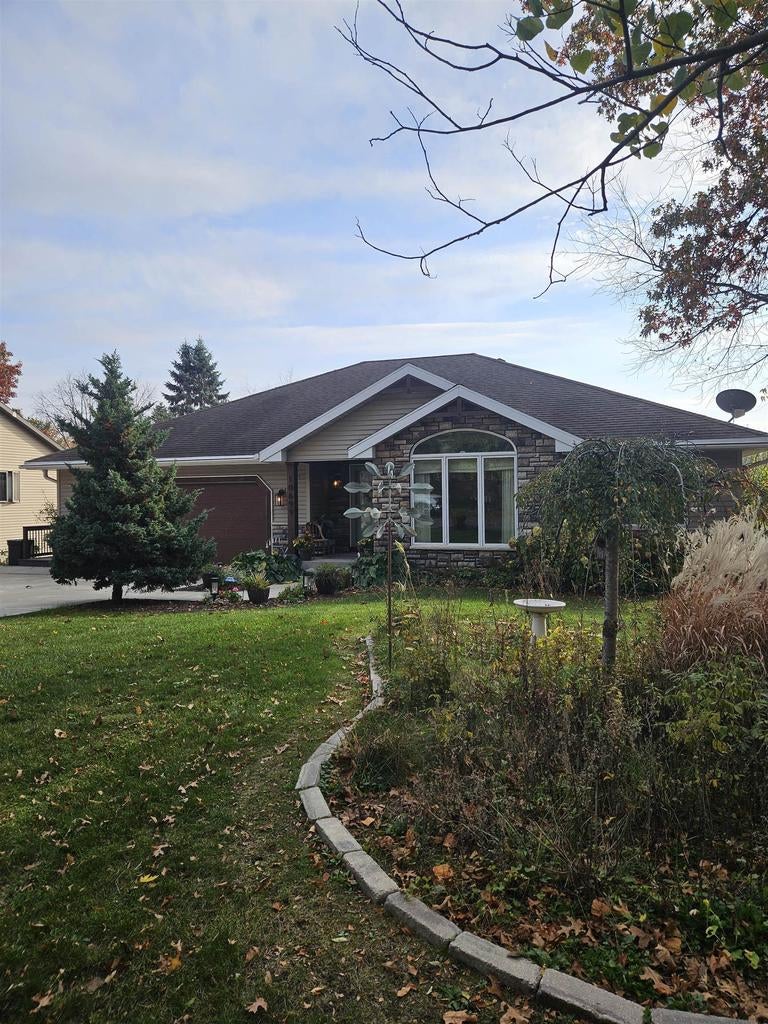 Photo of W10699 E Harmony DRIVE, Lodi, WI 53555 (MLS # 2035449)