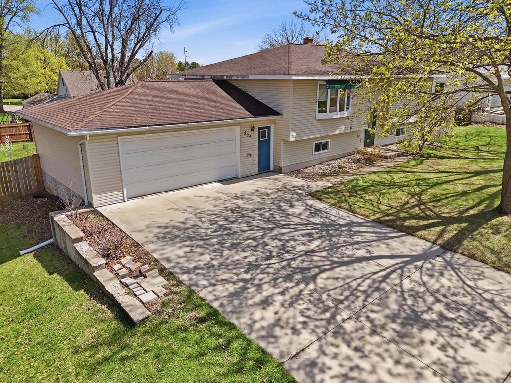 Photo of 504 Jones STREET, Mauston, WI 53948 (MLS # 2021647)