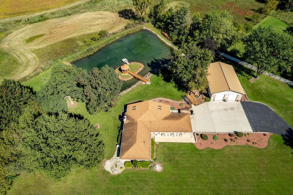 Photo of 6923 S State Road 213 ROAD, Beloit, WI 53511 (MLS # 2034677)