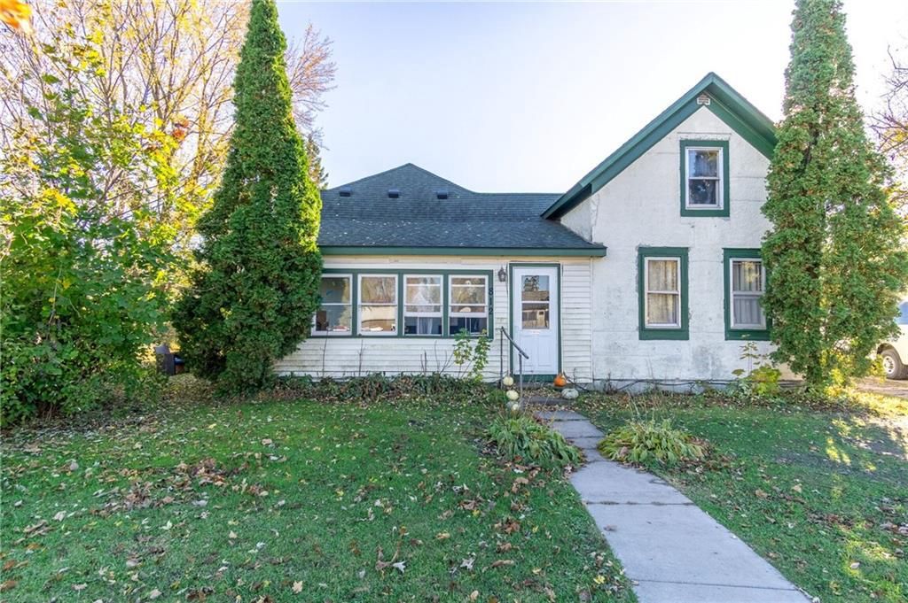 Photo of 812 W Lincoln STREET #1&amp;2, Augusta, WI 54722 (MLS # 1596757)