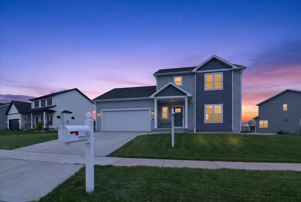 Photo of 513 Water Tower DRIVE, Marshall, WI 53559 (MLS # 2023619)