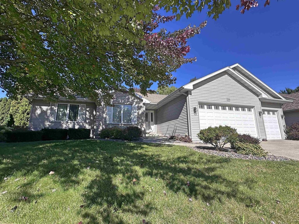 Photo of 3511 Candlewood DRIVE, Janesville, WI 53546 (MLS # 2034057)