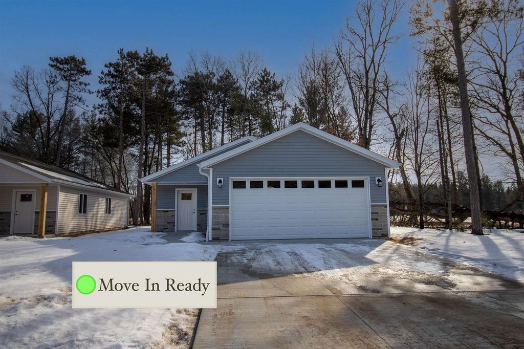 Photo of 5573 Forest Creek ROAD, Stevens Point, WI 54482 (MLS # 22600562)