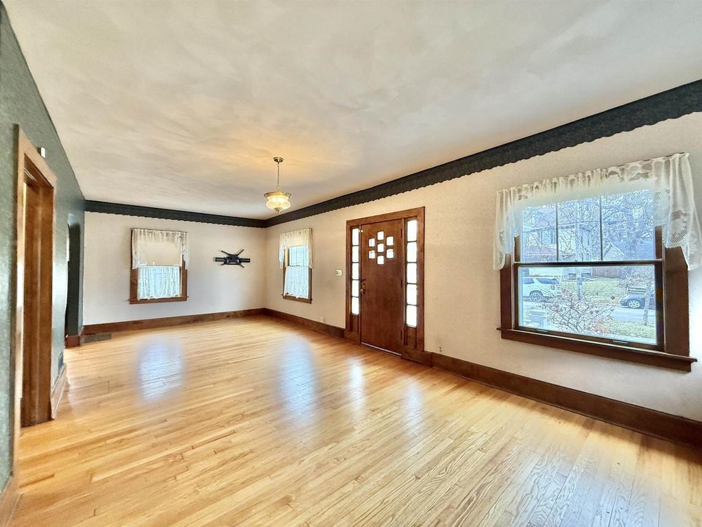 Photo of 647 Milwaukee ROAD, Beloit, WI 53511 (MLS # 2013100)