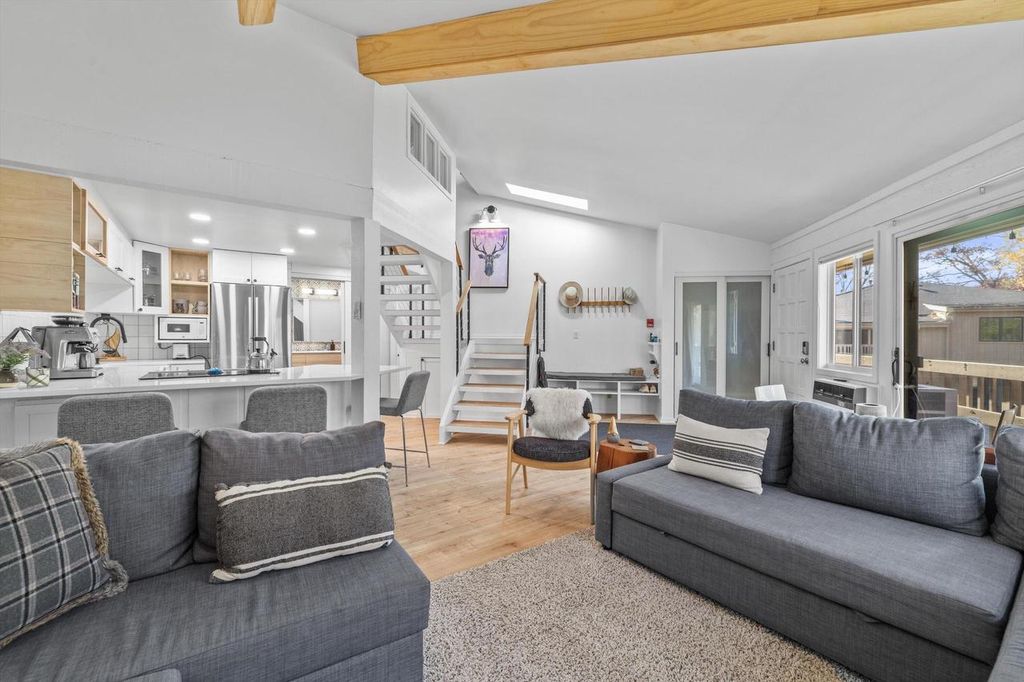 Photo of 701 Country Club DRIVE #E, Fontana, WI 53125 (MLS # 1943032)