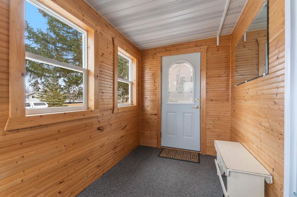 Photo of 1522 E 4th STREET, Superior, WI 54880 (MLS # 6124323)