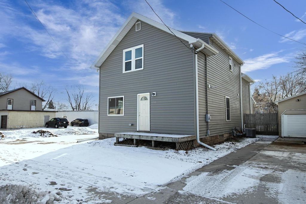 Photo of 1315 W Summer STREET, Appleton, WI 54914 (MLS # 50320239)
