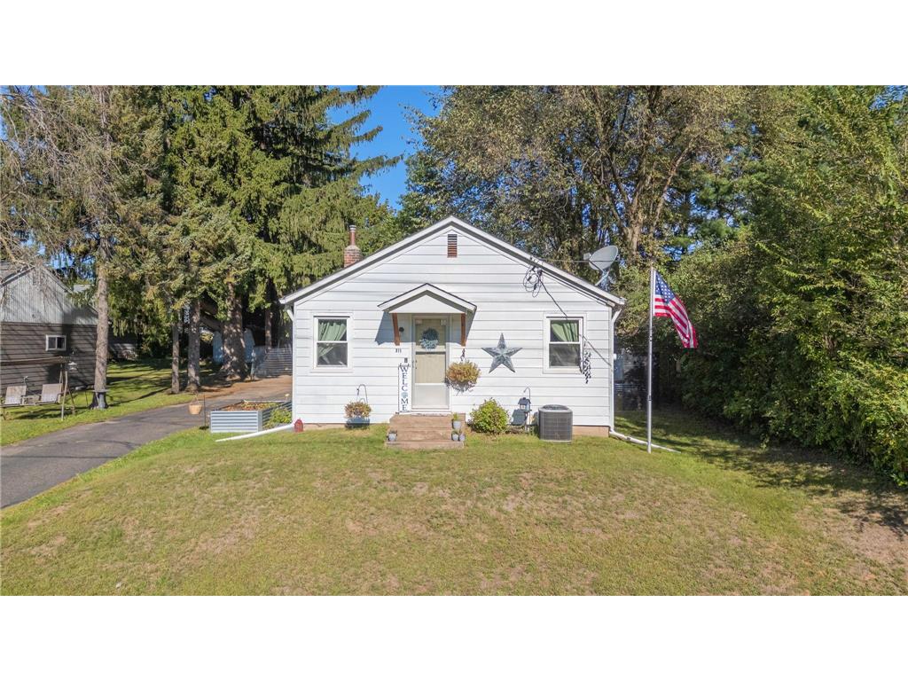 Photo of 311 Garfield STREET, Somerset, WI 54025 (MLS # 7145055)