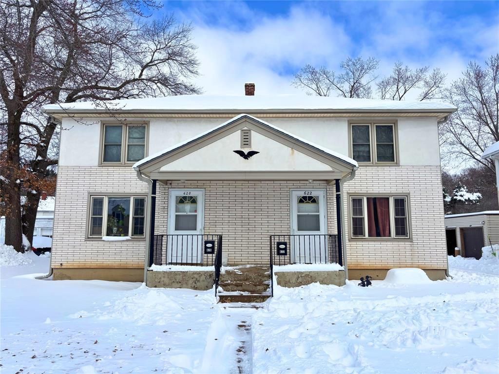 Photo of 620/622, 626/628 Ripley AVENUE #620-622, 626-628, Eau Claire, WI 54701 (MLS # 1599007)