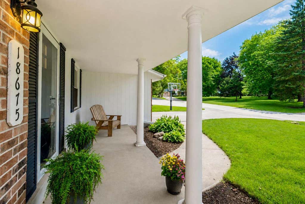 Photo of 18675 Anita COURT, Brookfield, WI 53045 (MLS # 1976200)