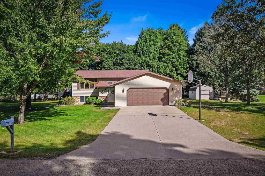 Photo of W7734 Buttercup LANE, Wautoma, WI 54982 (MLS # 50333178)
