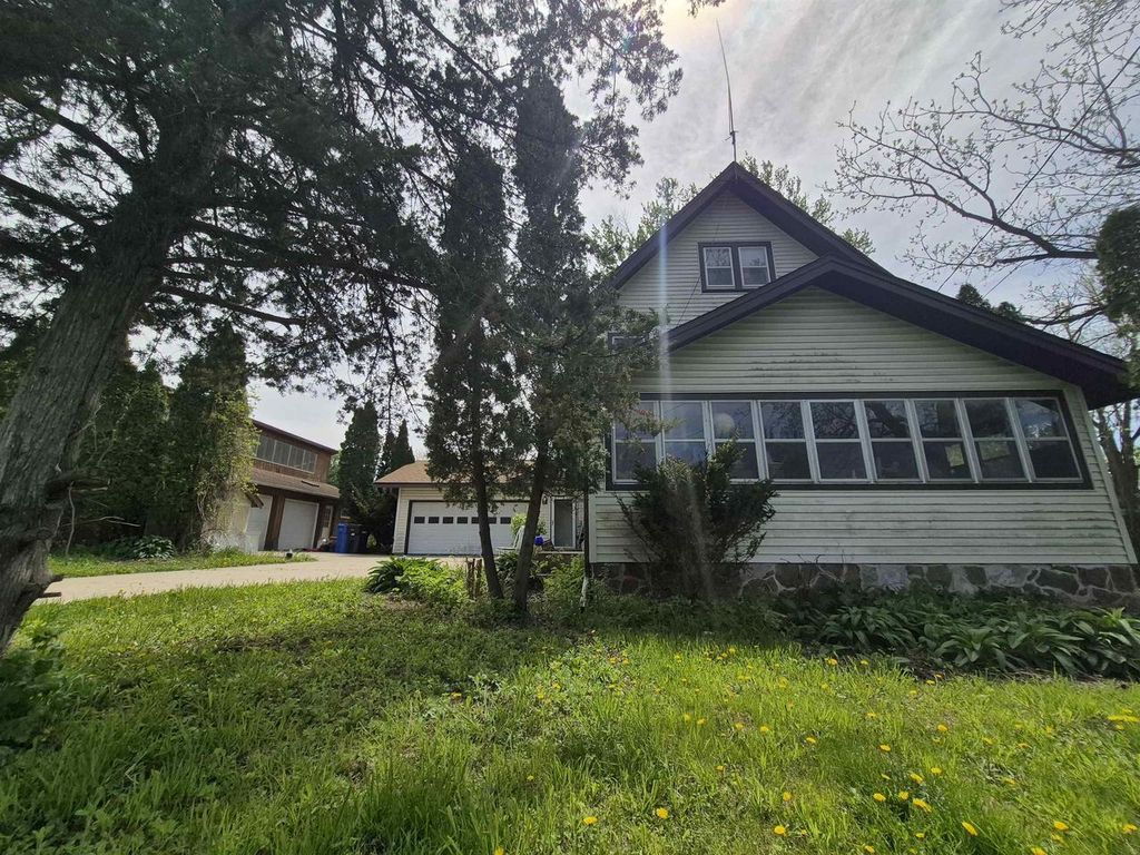 Photo of 4259 Mahoney ROAD, Mcfarland, WI 53558 (MLS # 2022443)