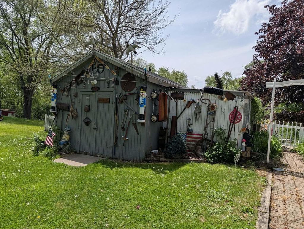 Photo of W323S7553 Park Ridge DRIVE, Mukwonago, WI 53149 (MLS # 2023934)