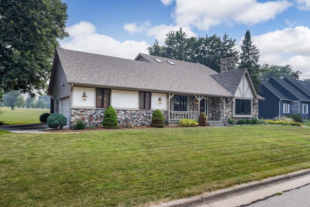 Photo of 700 McMillen STREET, Fort Atkinson, WI 53538 (MLS # 2028432)