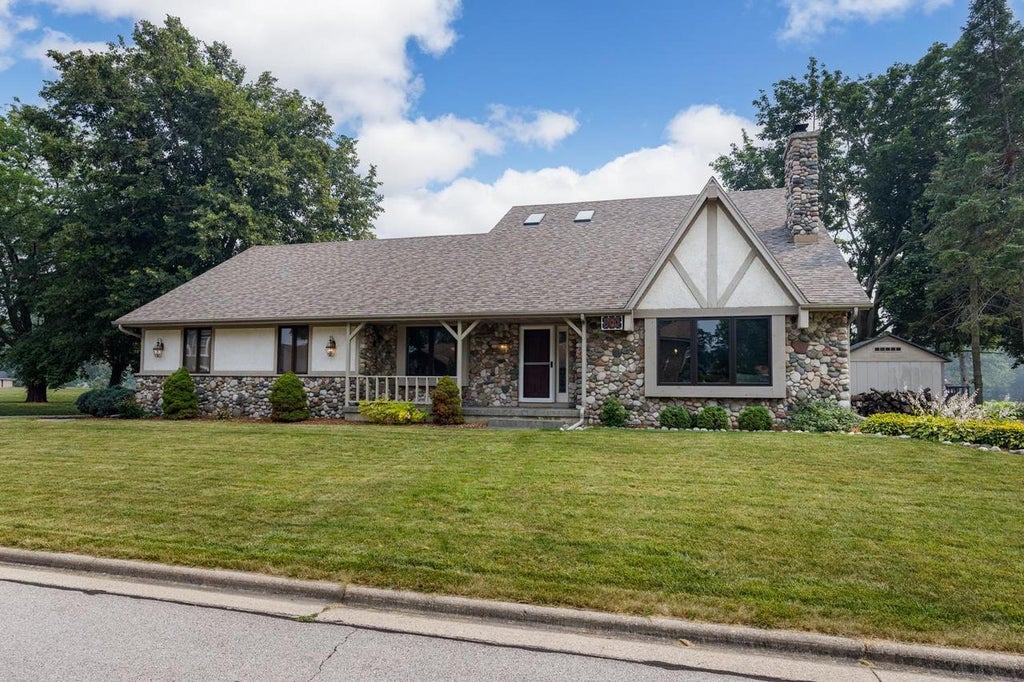 Photo of 700 McMillen STREET, Fort Atkinson, WI 53538 (MLS # 2028432)