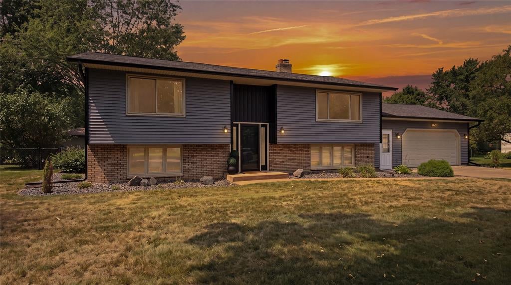 Photo of 1238 Dogwood DRIVE, Eau Claire, WI 54701 (MLS # 1603583)