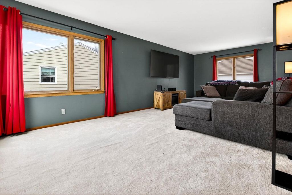 Photo of 1041 Shannon STREET, Neenah, WI 54956 (MLS # 50322752)