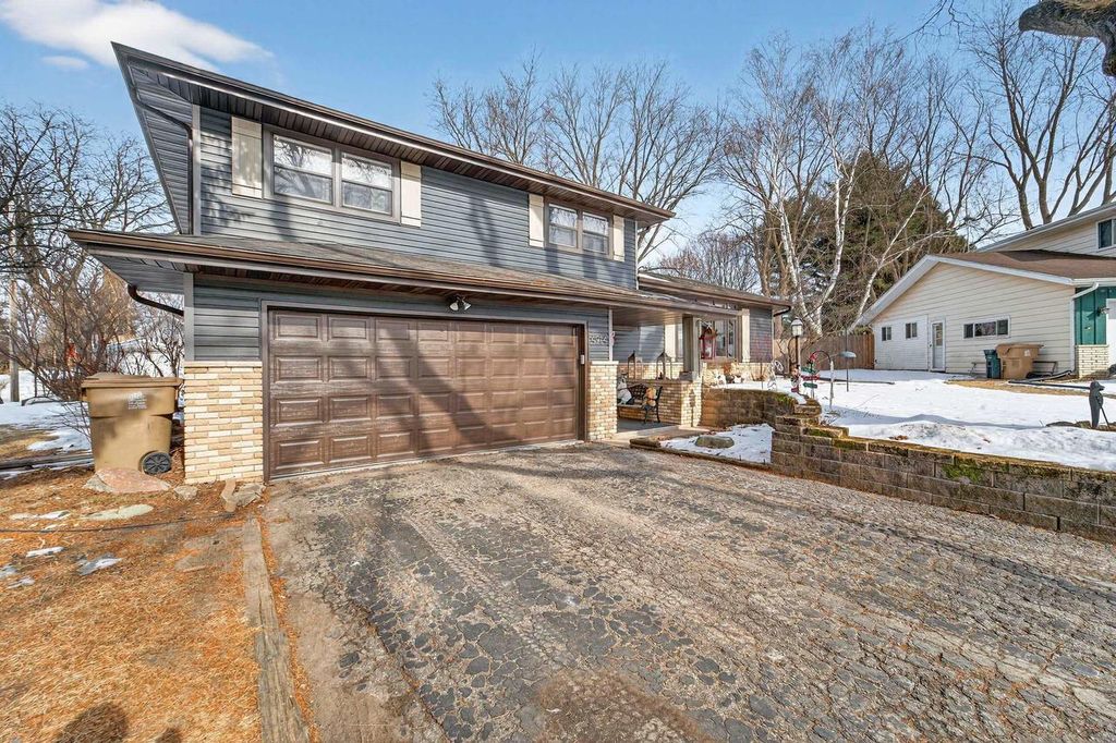 Photo of 4914 Ralph CIRCLE, Madison, WI 53714 (MLS # 2017678)