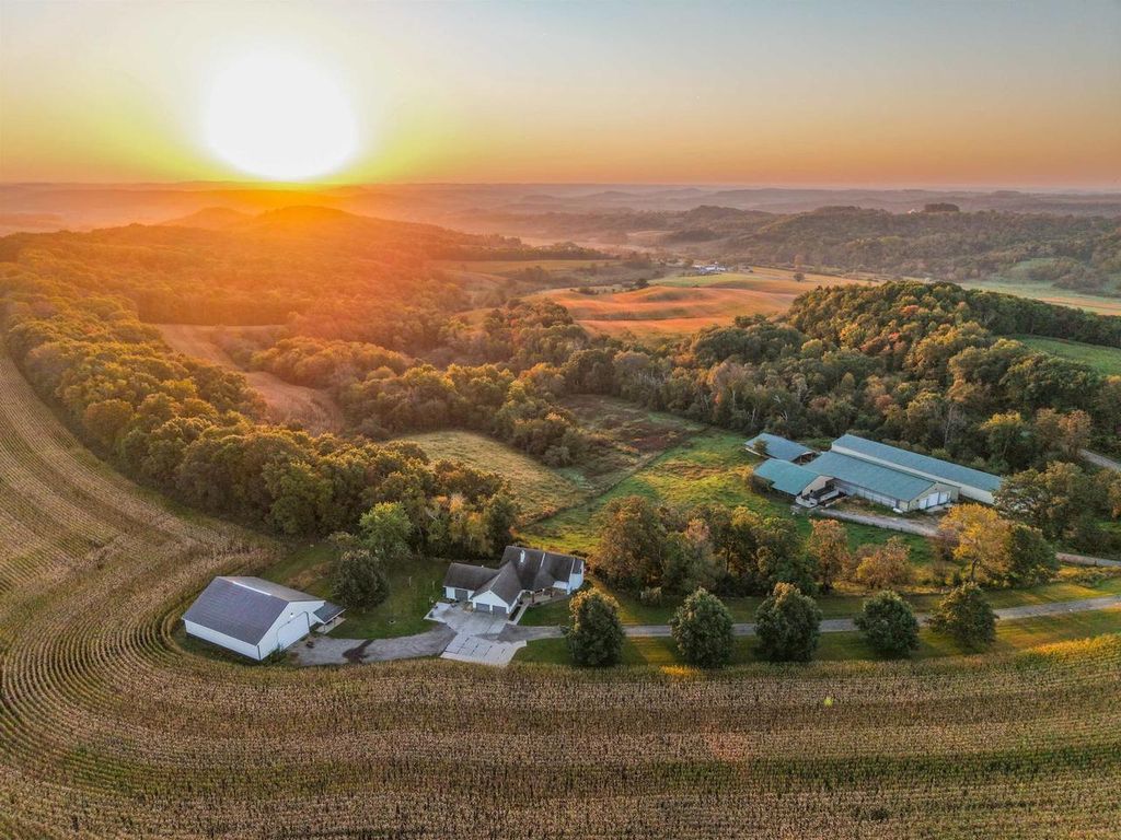 Photo of 29000 Monarch Ave AVENUE, Kendall, WI 54638 (MLS # 2010319)