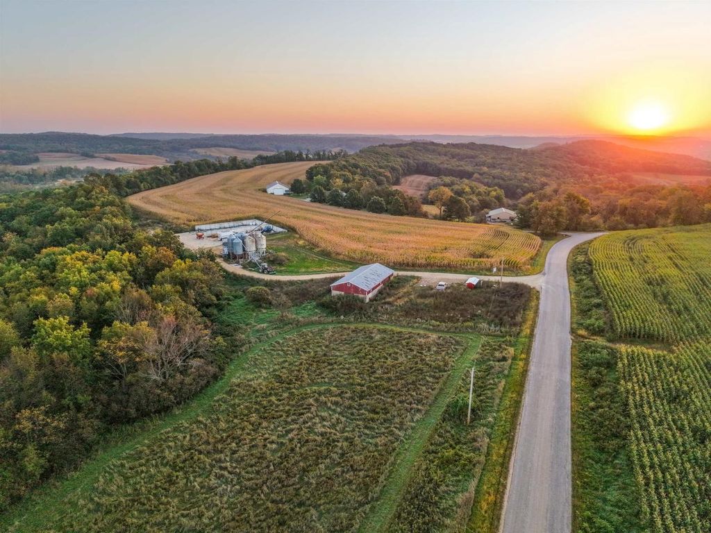 Photo of 29000 Monarch Ave AVENUE, Kendall, WI 54638 (MLS # 2010319)