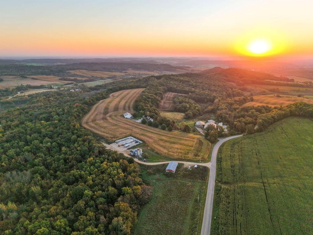 Photo of 29000 Monarch Ave AVENUE, Kendall, WI 54638 (MLS # 2010319)