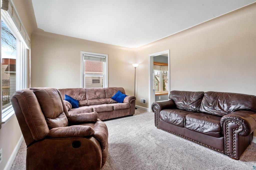 Photo of 712 Lincoln STREET, Superior, WI 54880 (MLS # 6124311)