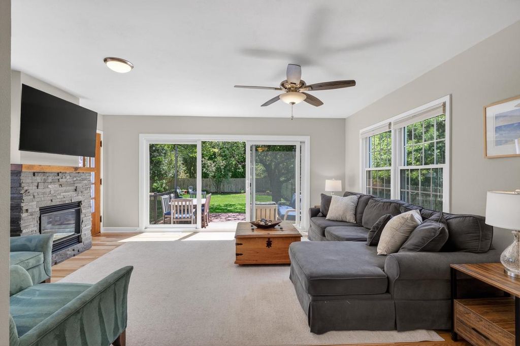 Photo of 13 Oxford PLACE, Madison, WI 53704 (MLS # 2023466)