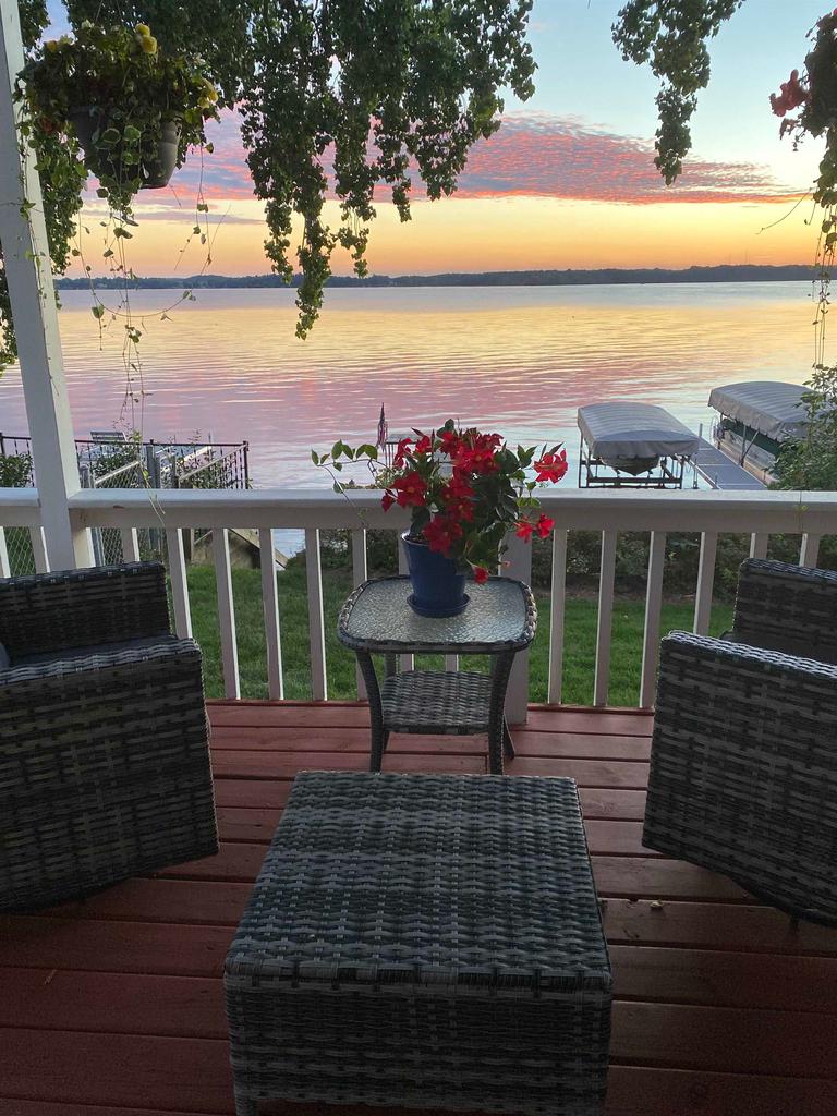 Photo of 5306 Card AVENUE, Mcfarland, WI 53558 (MLS # 2028863)