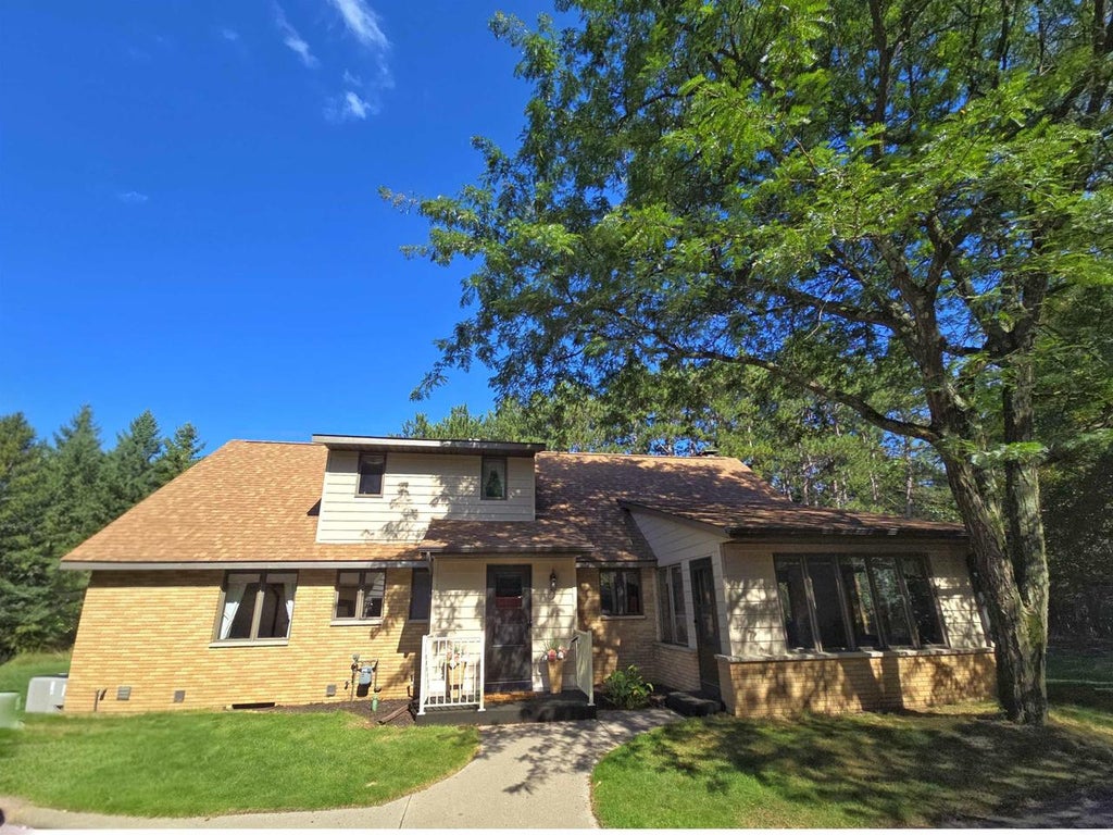 Photo of 4470 Coolidge AVENUE, Plover, WI 54467 (MLS # 22604340)