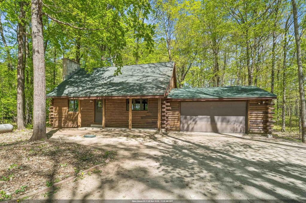 Photo of 9660 Manu ROAD, Fremont, WI 54940 (MLS # 50325611)
