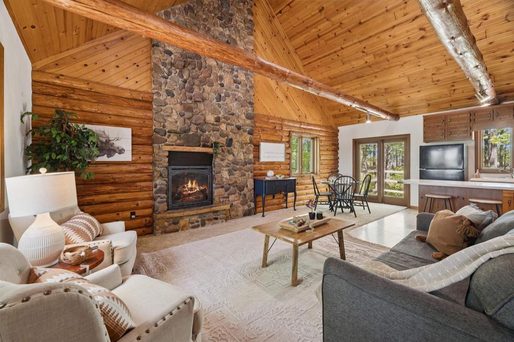Photo of 9660 Manu ROAD, Fremont, WI 54940 (MLS # 50325611)