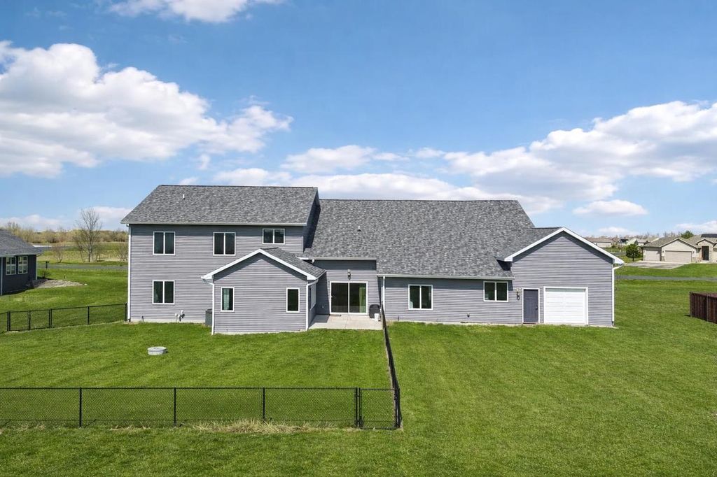 Photo of W2821 Fonda LANE, Belleville, WI 53508 (MLS # 2020239)