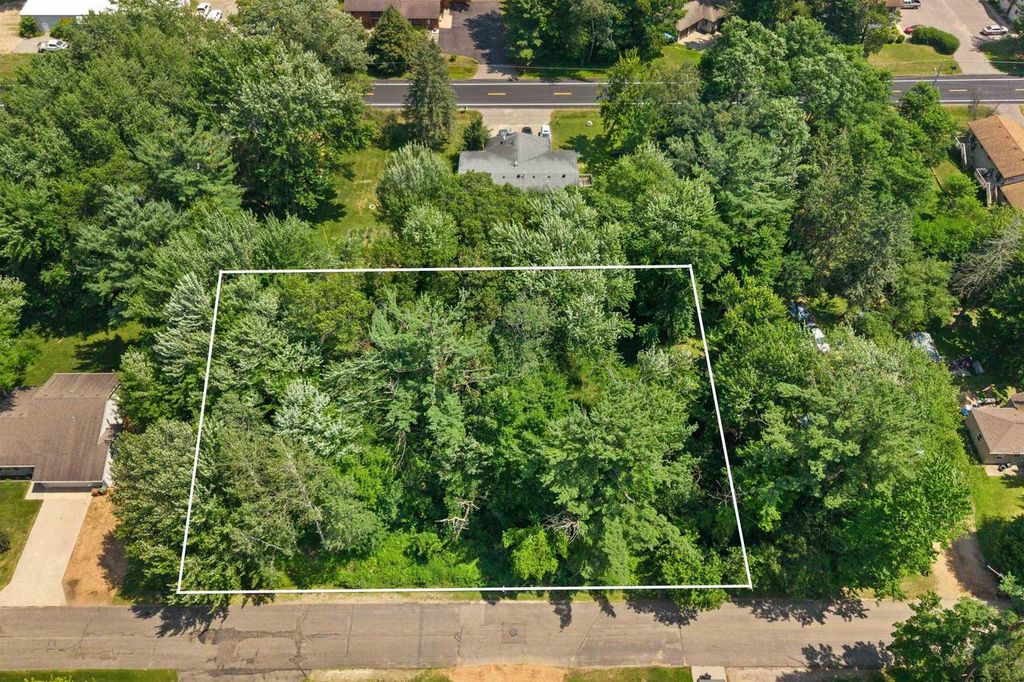 Photo of Lot 4 Coon AVENUE, Stevens Point, WI 54481 (MLS # 22603456)