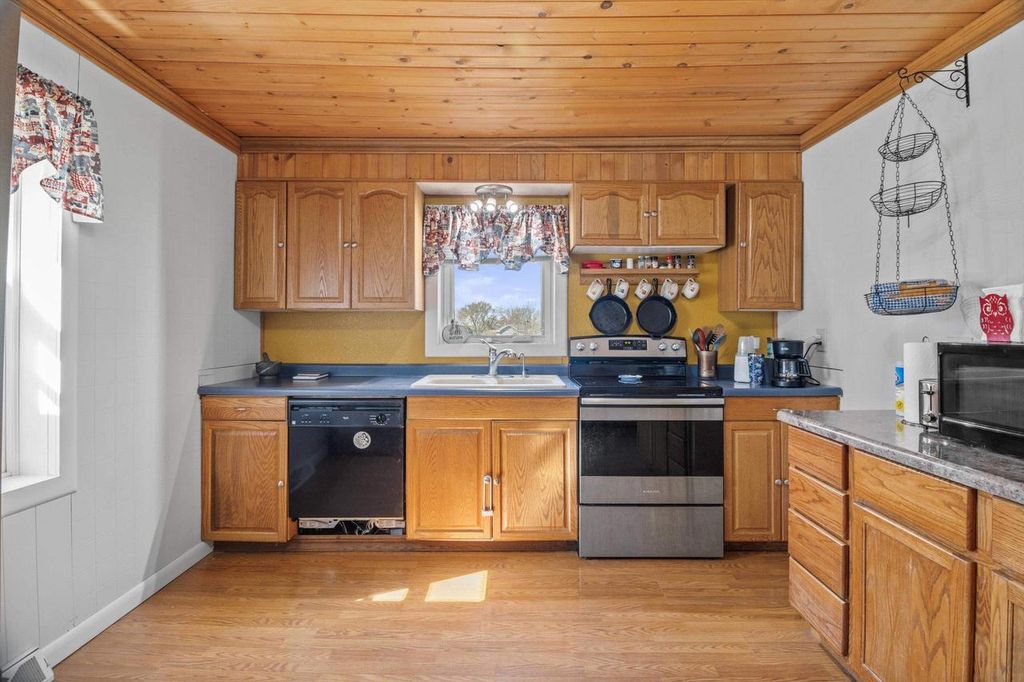 Photo of 1520 Sandy LANE, Watertown, WI 53098 (MLS # 2018175)