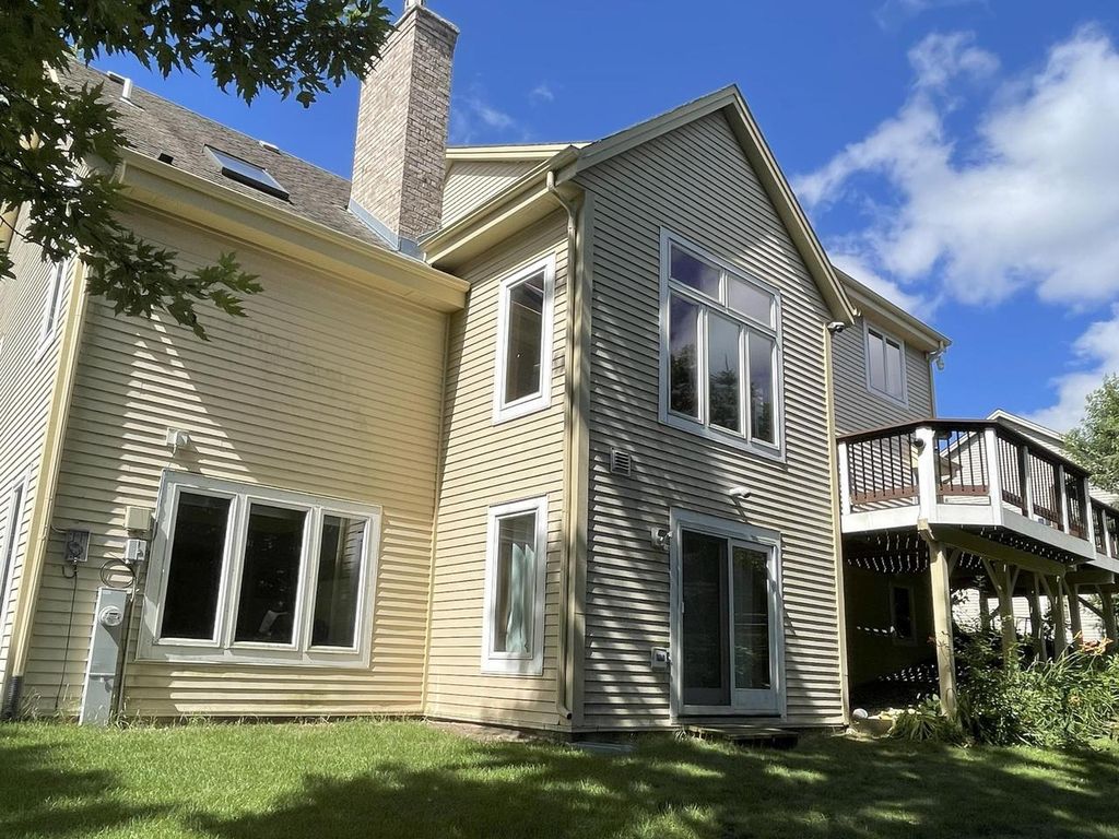 Photo of 2700 Wyngate WAY, Waukesha, WI 53189 (MLS # 1947144)