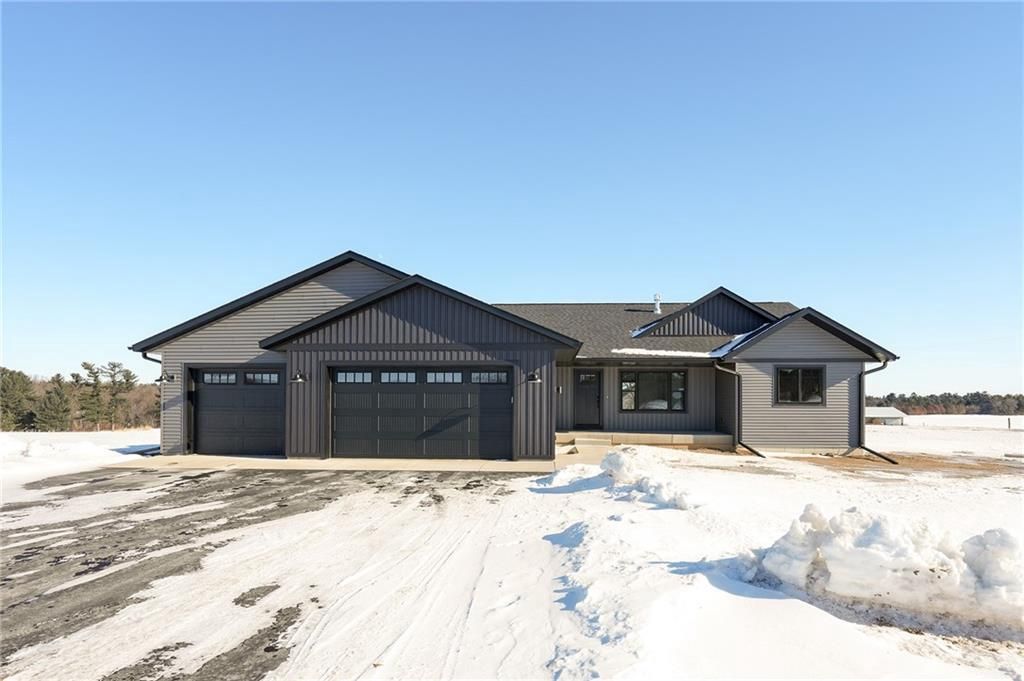 Photo of 9543 County Hwy Q, Chippewa Falls, WI 54729 (MLS # 1598148)