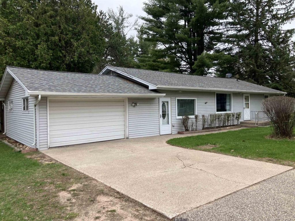 Photo of N2709 Lind LANE, Waupaca, WI 54981 (MLS # 50324495)
