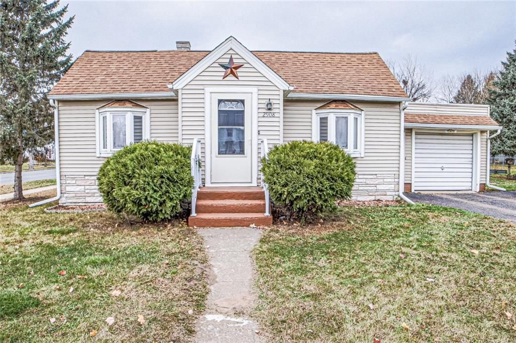 Photo of 2908 6th STREET, Eau Claire, WI 54703 (MLS # 1597036)