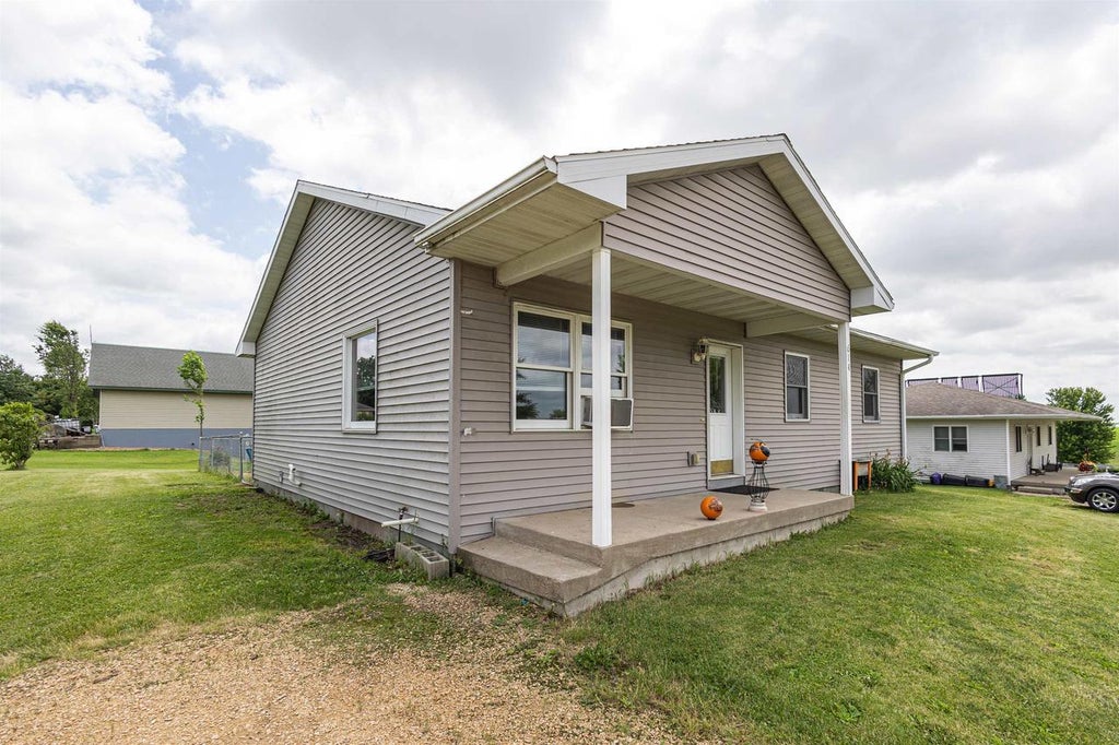 Photo of 614 S Lincoln STREET, Cuba City, WI 53807 (MLS # 2025814)