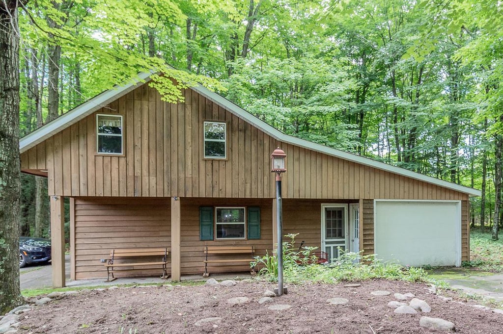 Photo of 996 Lakeside STREET, White Lake, WI 54491 (MLS # 50328644)